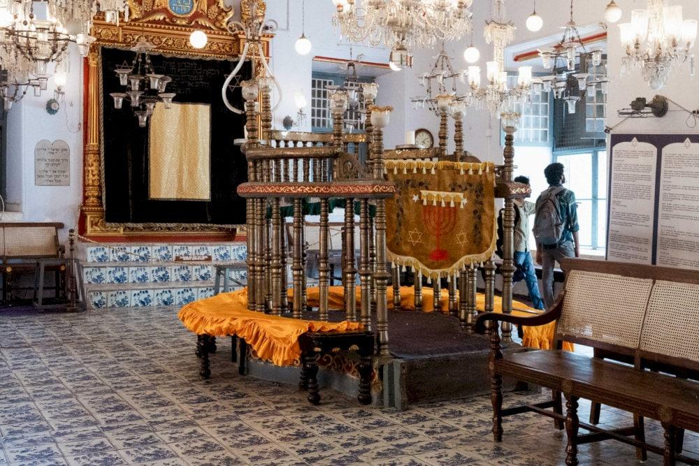 Take time to learn about the Jewish community&rsquo;s history in Kochi, and visit the small museum inside that houses antique items and manuscripts